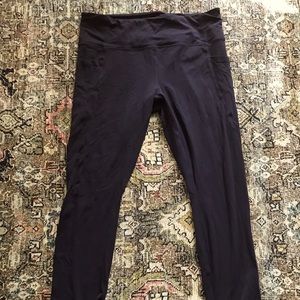Athleta Salutation Stash Pocket Leggings